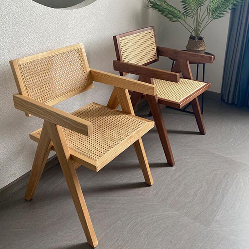 Chaise de bras à manger en bois massif