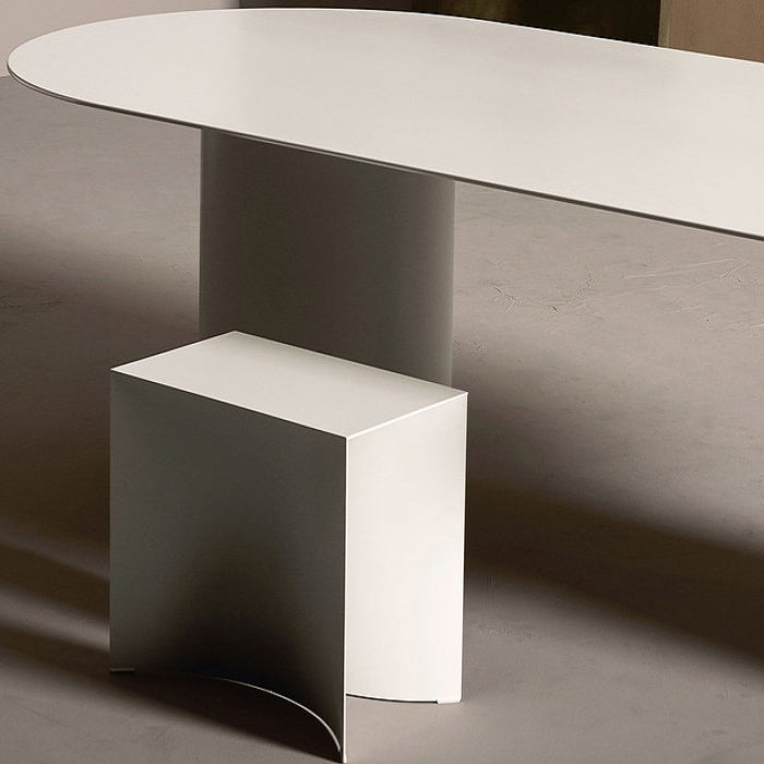 楕円形のライティングデスクソリッドウッドコンテンポラリースタイルミーティングオフィスデスク