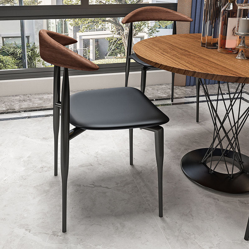 Chaises de salle à manger en métal