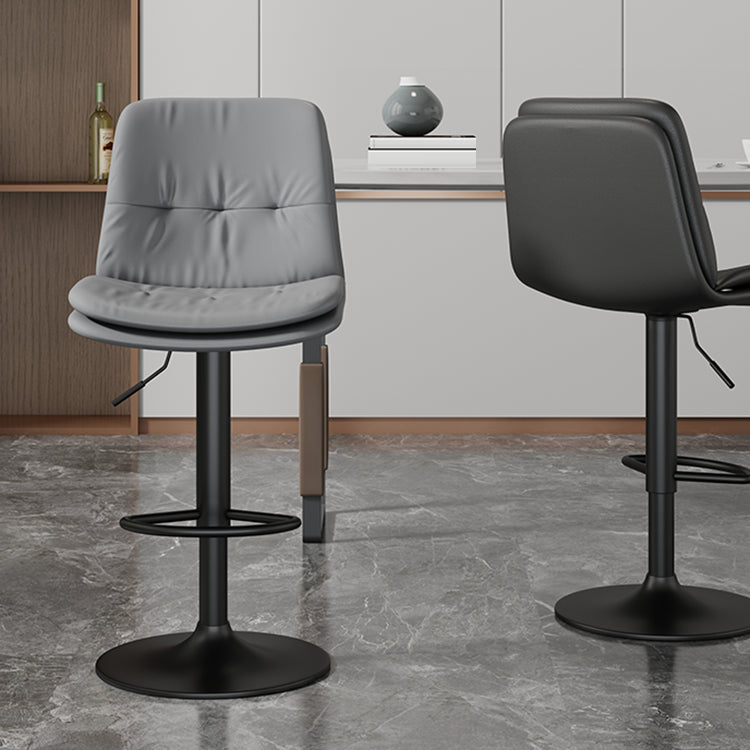 Soggiorno sgabello da bar in pelle slittamento nordico con pedale