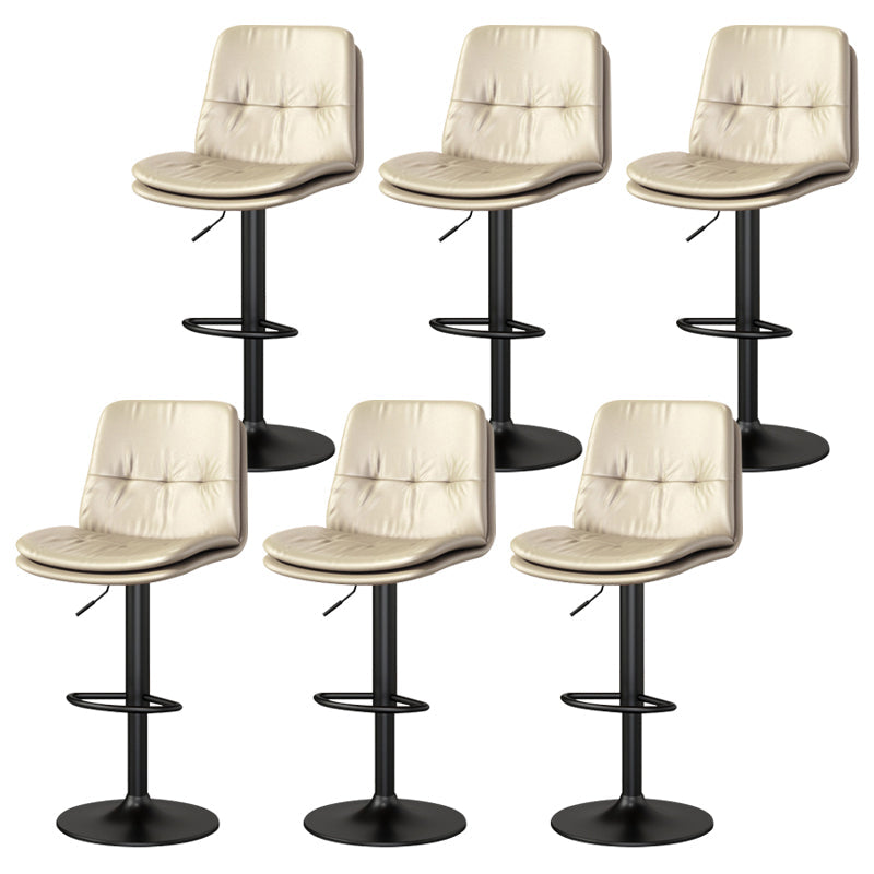 Sala de estar taburete de bar de cuero de taburete nórdico elevable con pedal