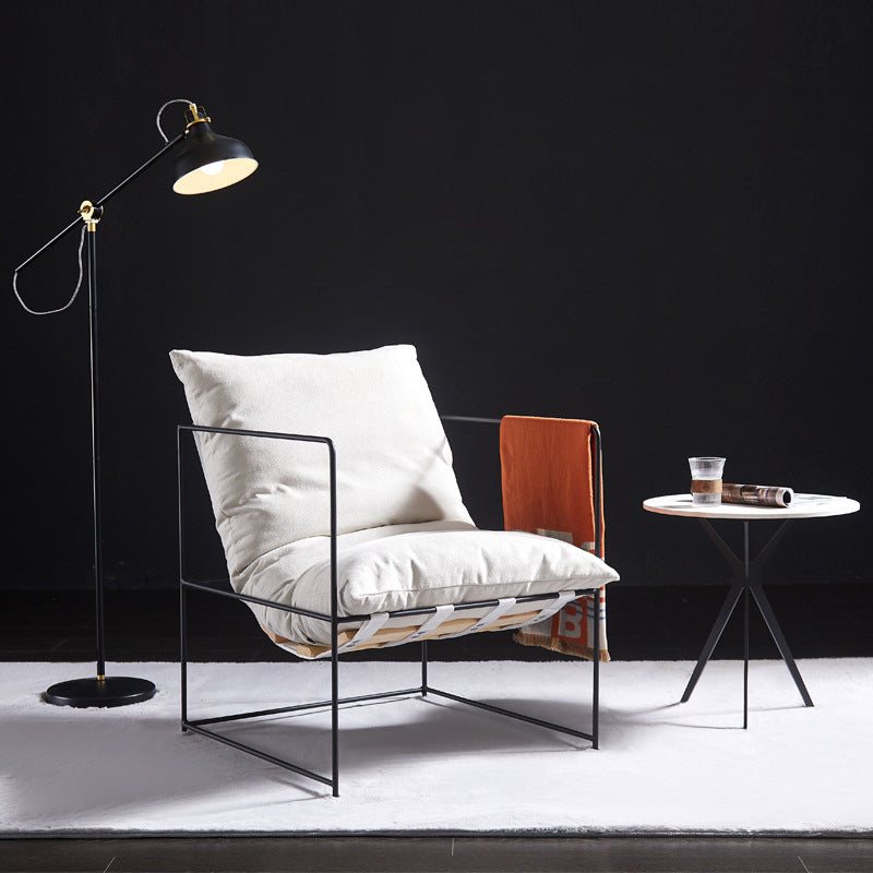 Président du bras 26,77 "L x 26,77" W x 26,77 "H Accent fauteuil avec oreiller en arrière