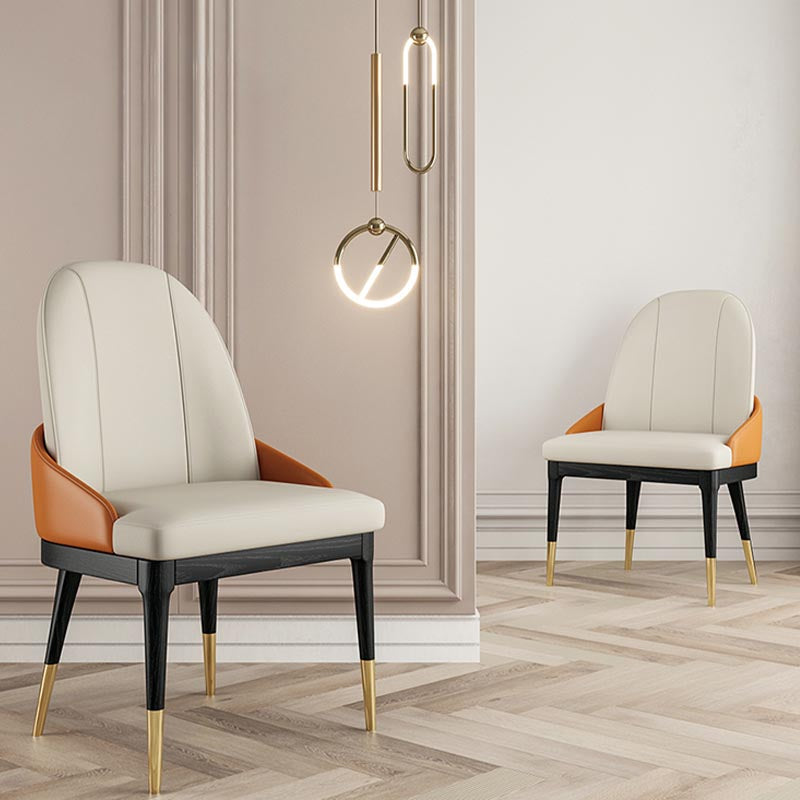Silla de comedor de comedor glamorosa silla de comedor de cuero con patas de madera maciza