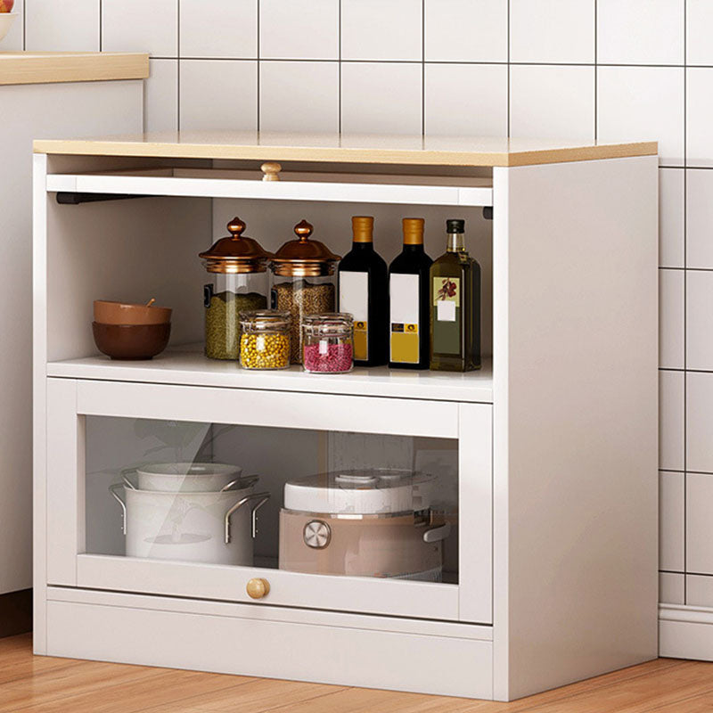 Sideboard in legno ingegnerizzato del server moderno con porta per soggiorno