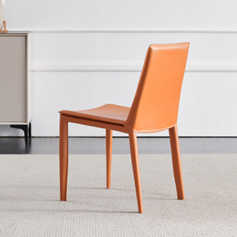 Silla de silla de comedor de cuero moderna en acabado mate para interiores