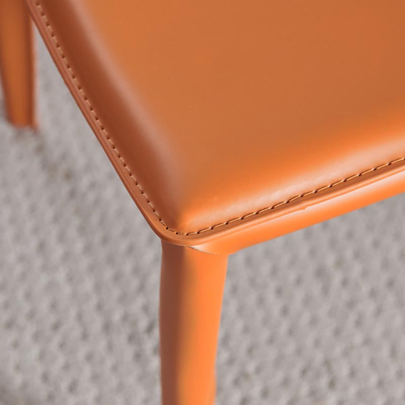 Silla de silla de comedor de cuero moderna en acabado mate para interiores