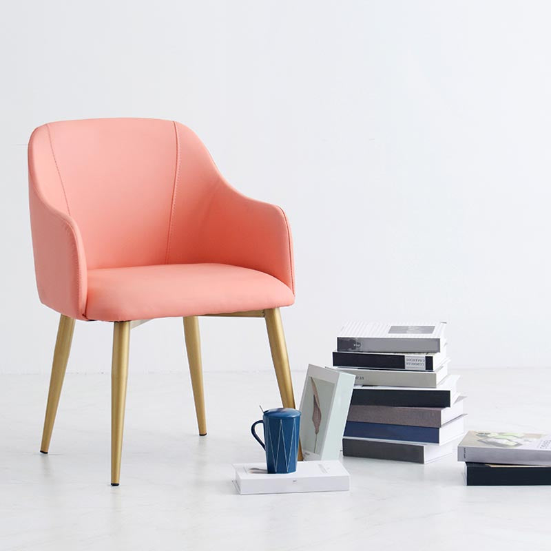 Chaise de bras rembourré Glam Glam Dining Arm Ferme avec des jambes dorées pour la maison