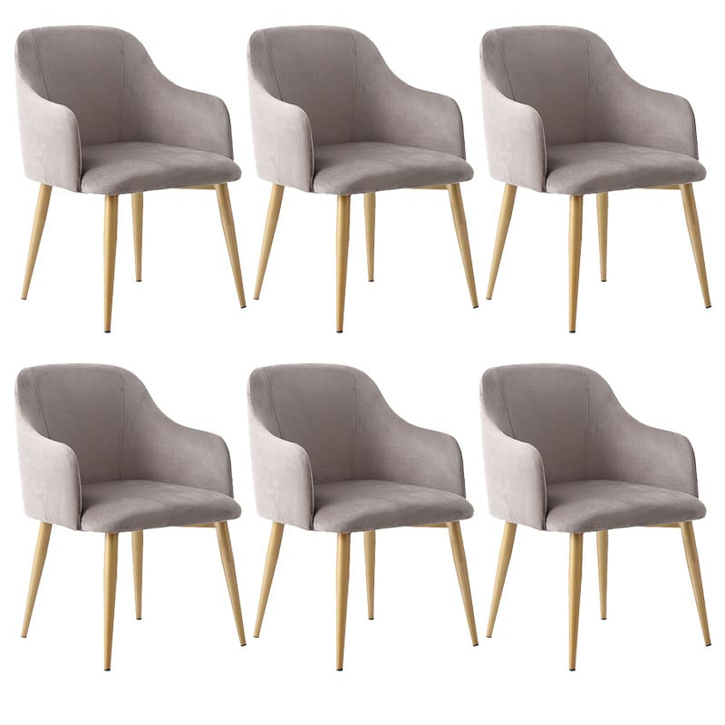 Chaise de bras rembourré Glam Glam Dining Arm Ferme avec des jambes dorées pour la maison