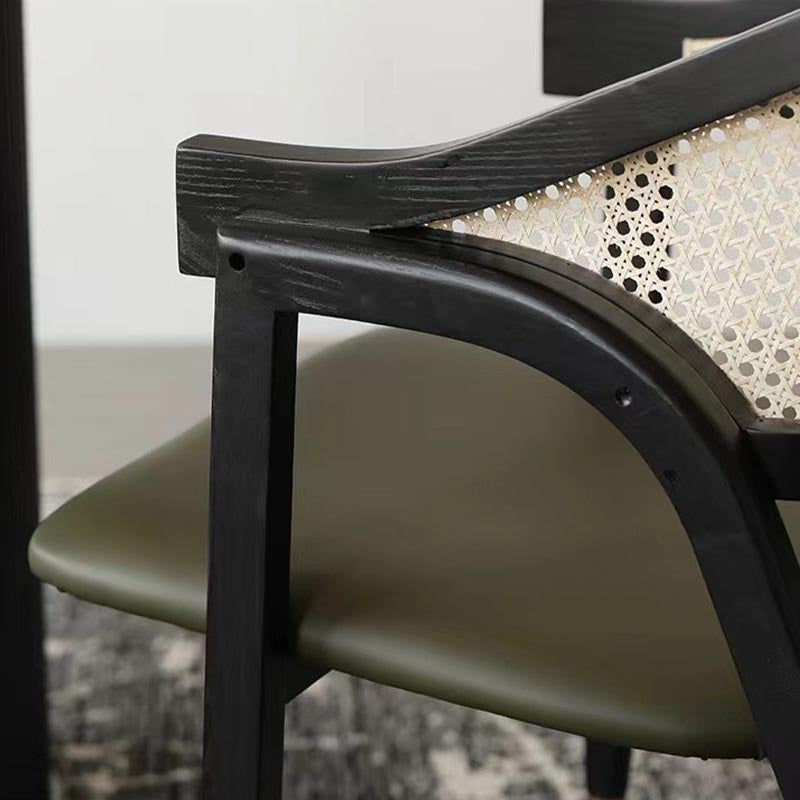 Sillas de comedor de ratán glamorosa muebles de comedor abiertos con patas de madera en acabado mate