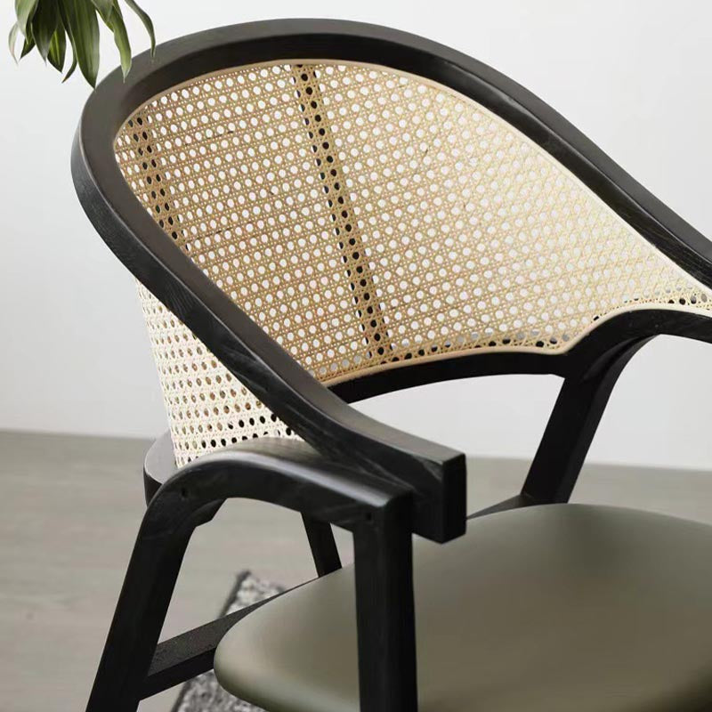 Sillas de comedor de ratán glamorosa muebles de comedor abiertos con patas de madera en acabado mate