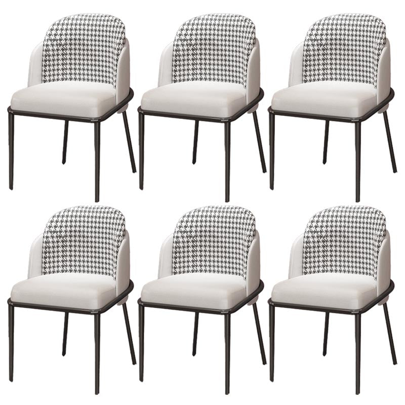 Sillas de comedor de cuero de PU modernas silla parsons en acabado mate para casa