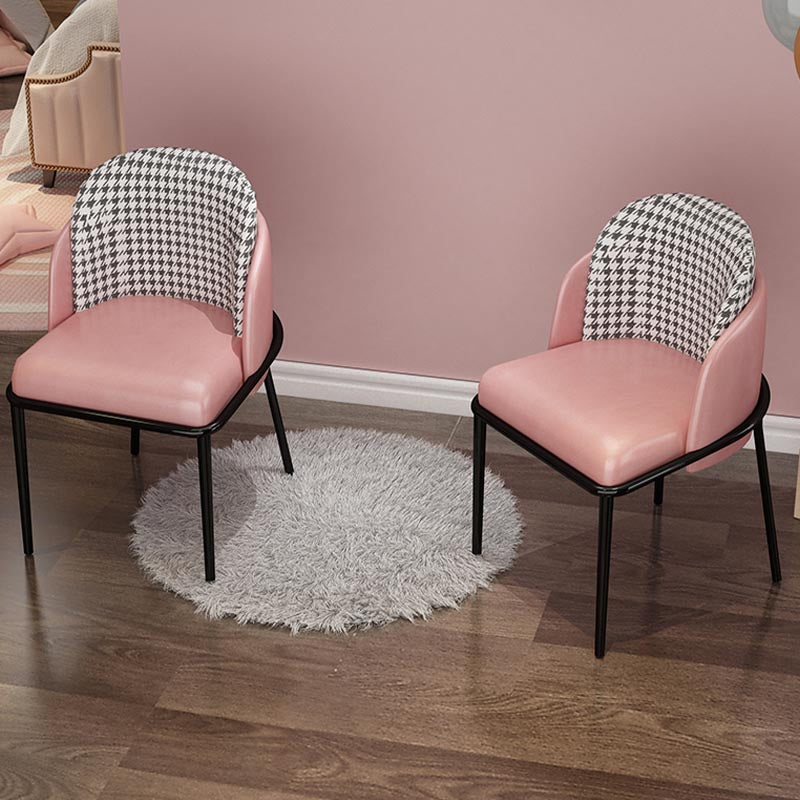 Sillas de comedor de cuero de PU modernas silla parsons en acabado mate para casa