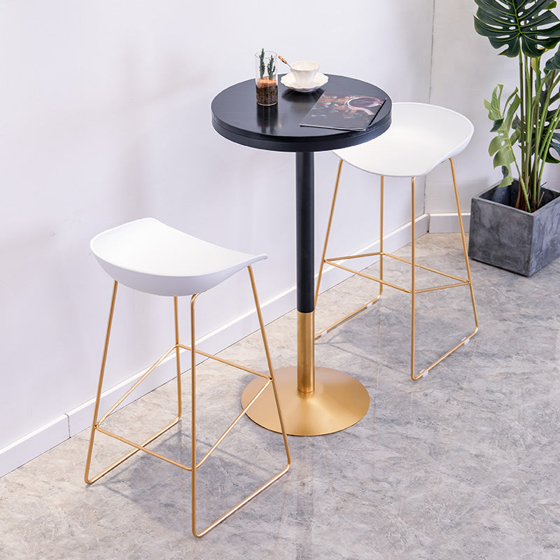 1/3/4 Piezas Mesa de barra de hierro glamorial Juego de bistro redondo con tapa de mármol de imitación negra