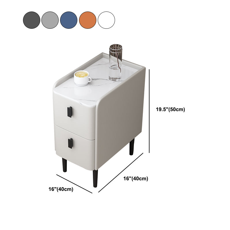 4脚のある木製ナイトスタンド20インチの高さのアクセントテーブルナイトスタンド
