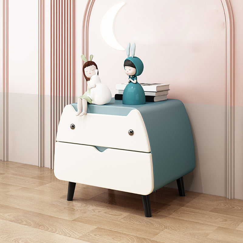 Nórdica linda Nightswer Nightstand de 2 años 17.7 "Mesa nocturna de metal de alto con 4 patas