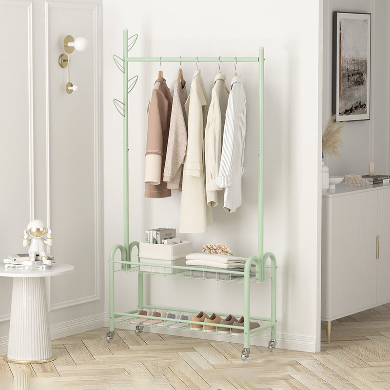 Moderne Metallhalle -Hallbaum -Kleiderbügelhaken und Lagerscheltrack