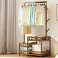 Moderne entreehal boom houten planken kleerhanger hal kapstok