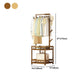 Moderne entreehal boom houten planken kleerhanger hal kapstok