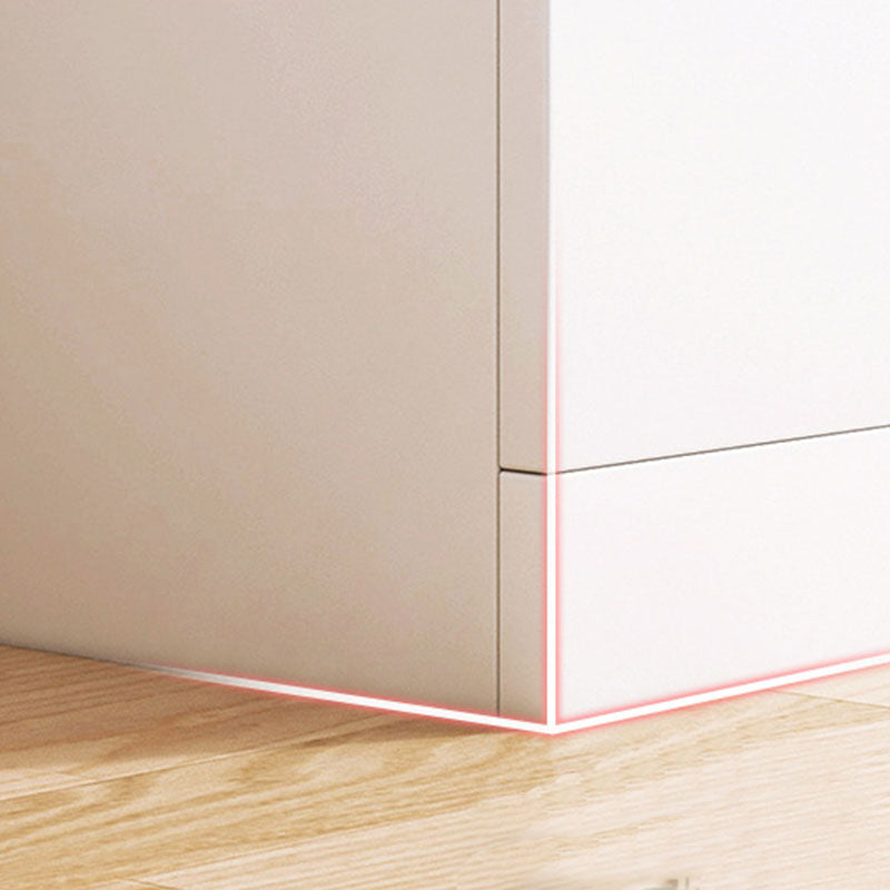 Cómoda vertical de madera con cajones de almacenamiento de estilo moderno