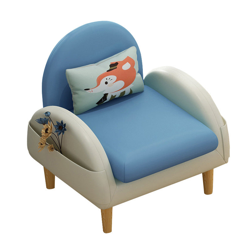 Divano retro con cuscino in pelle finta con spazio per soggiorno e appartamento