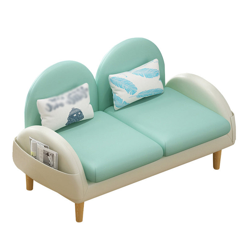 Divano retro con cuscino in pelle finta con spazio per soggiorno e appartamento