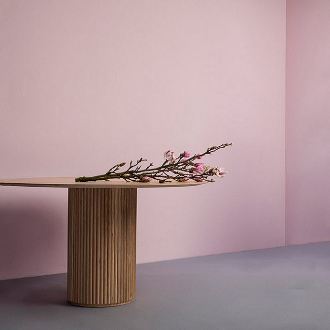 Table à manger ronde en bois massif de style contemporain tablette pour la cuisine à domicile