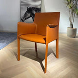 Silla de silla de comedor de cuero contemporánea en acabado mate con patas de acero