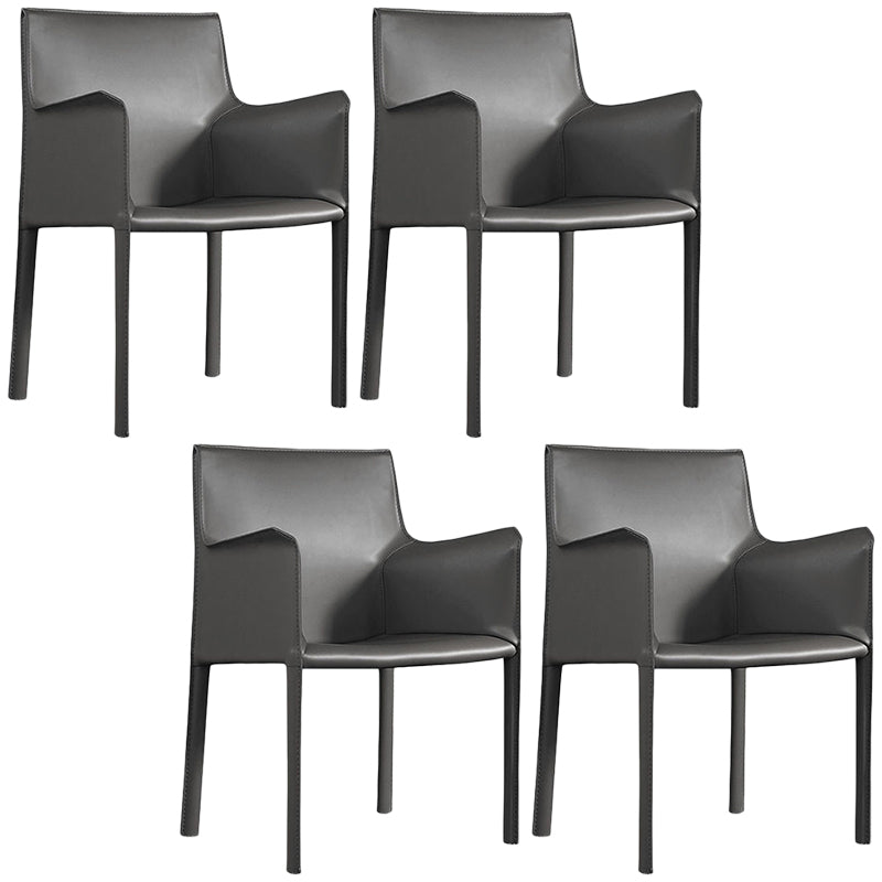 Silla de silla de comedor de cuero contemporánea en acabado mate con patas de acero