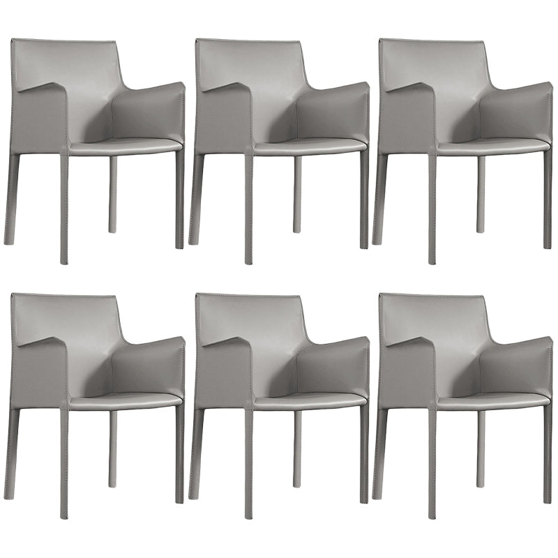 Silla de silla de comedor de cuero contemporánea en acabado mate con patas de acero