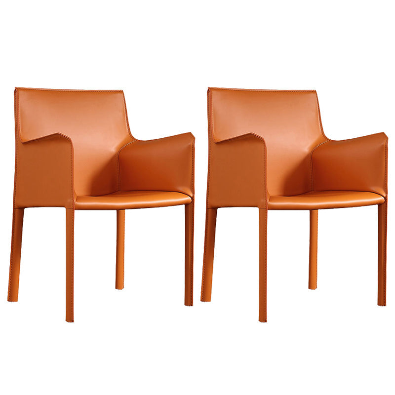 Silla de silla de comedor de cuero contemporánea en acabado mate con patas de acero