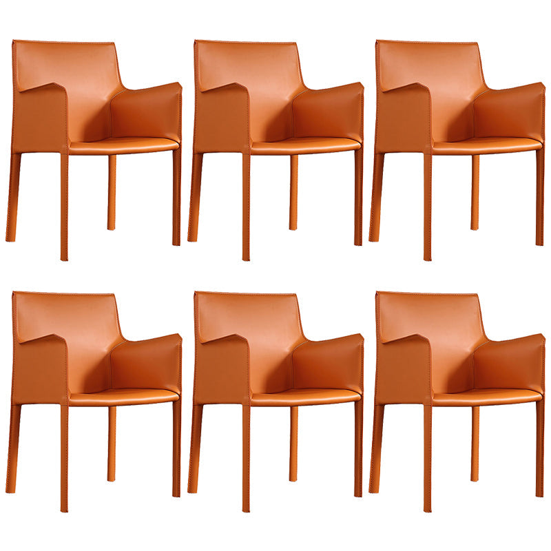 Silla de silla de comedor de cuero contemporánea en acabado mate con patas de acero