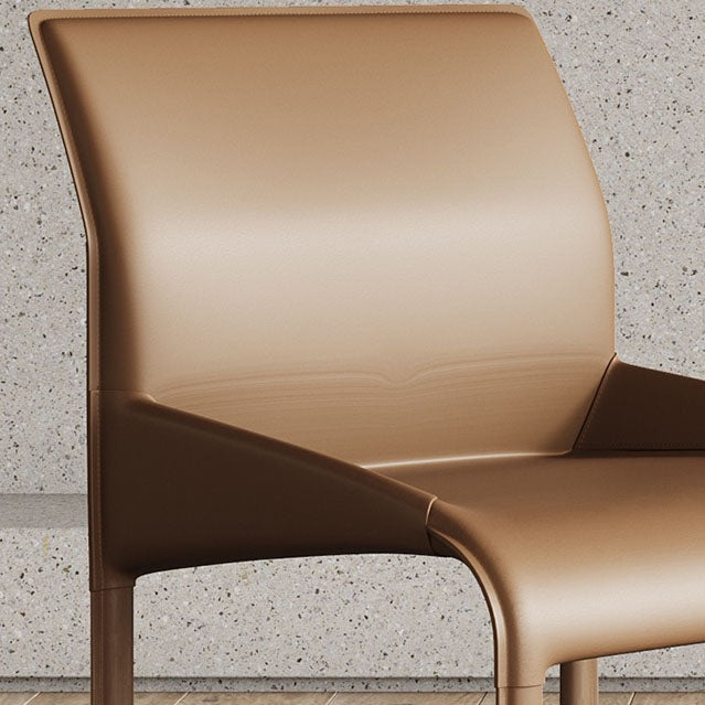 Chaise de salle à manger en cuir contemporain Parsons Chaise en finition mate intérieure