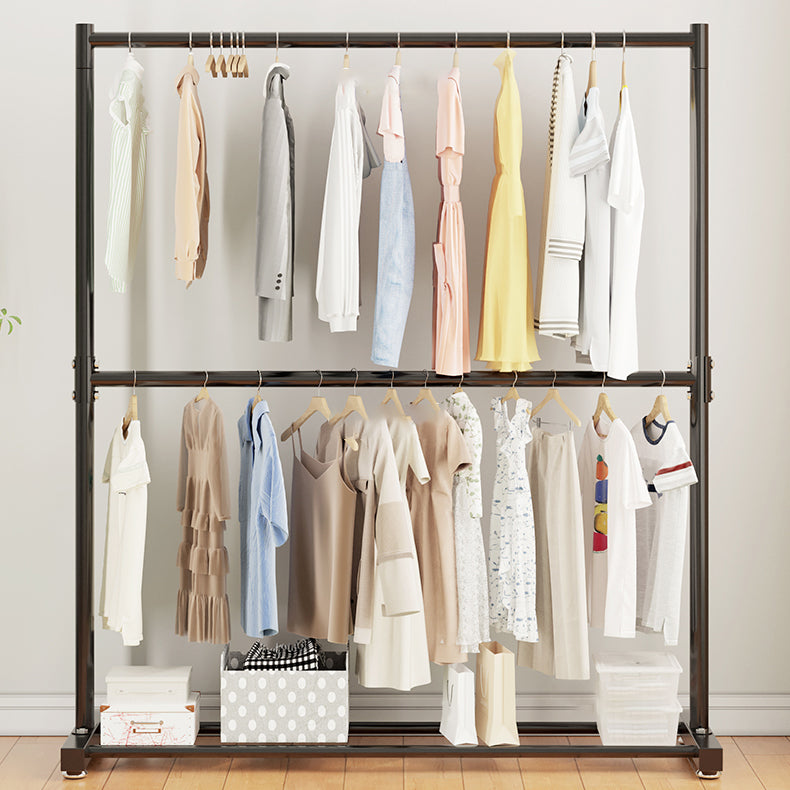 Armadiet in acciaio inossidabile a armadio aperto in stile contemporaneo con asta di abbigliamento