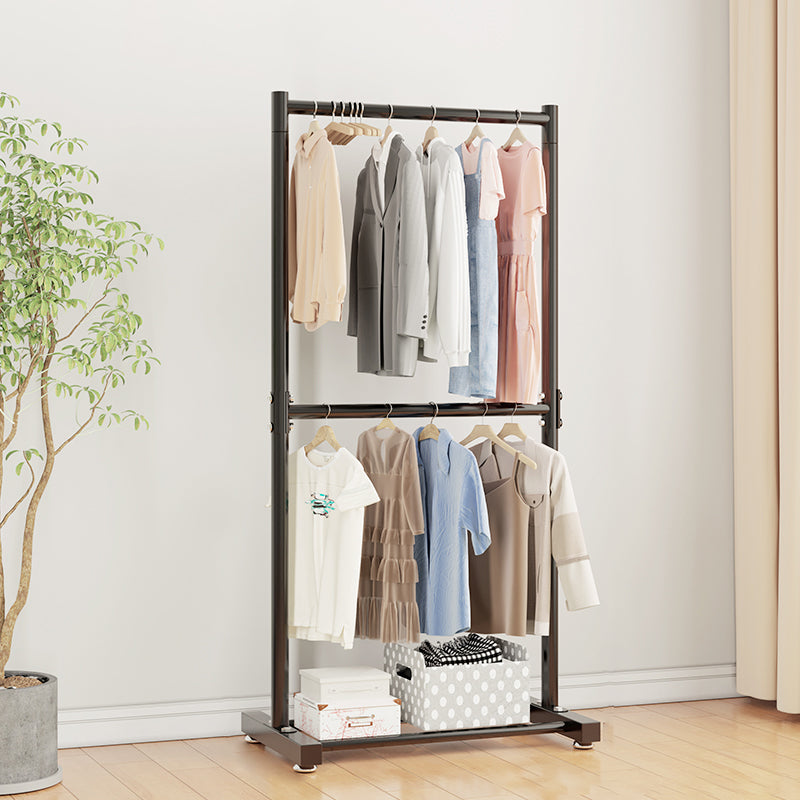 Armadiet in acciaio inossidabile a armadio aperto in stile contemporaneo con asta di abbigliamento