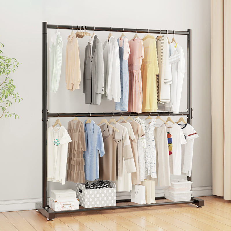 Armadiet in acciaio inossidabile a armadio aperto in stile contemporaneo con asta di abbigliamento