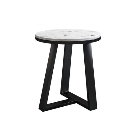 脚のコーヒーテーブルラウンド/楕円形のカクテルテーブルは金/黒い脚