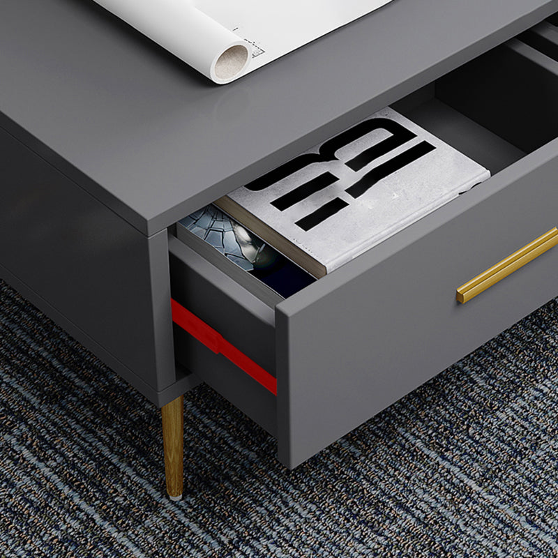Supporto TV multimediale in legno ingegnerizzato con console TV per riporre gli armadietti chiusi