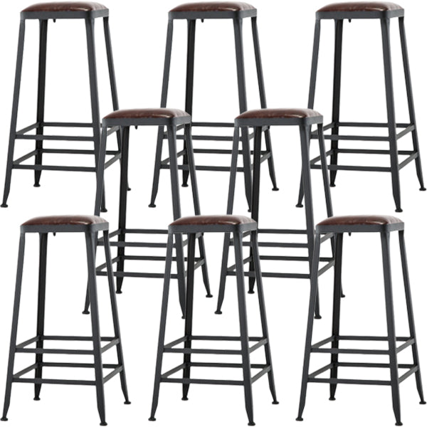 Tabouret de bar en cuir PU de style de style industriel avec des jambes en métal pour restaurant
