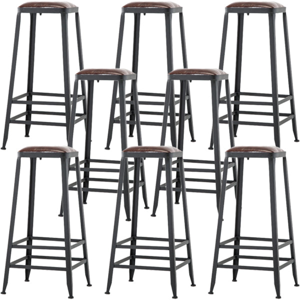 Tabouret de bar en cuir PU de style de style industriel avec des jambes en métal pour restaurant