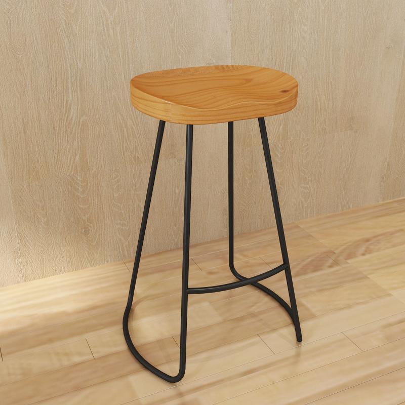 Tabouret de comptoir en bois de style bars de style industriel avec des jambes en métal pour le restaurant