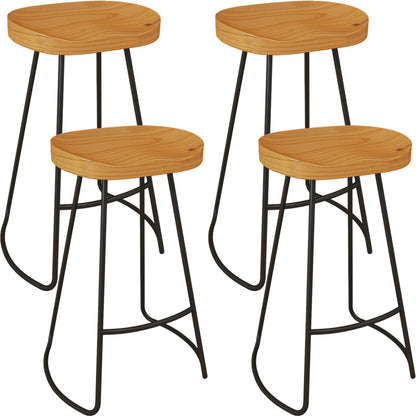 Tabouret de comptoir en bois de style bars de style industriel avec des jambes en métal pour le restaurant