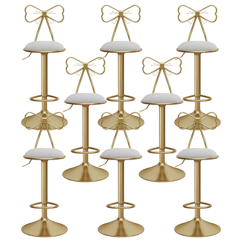 布張りのバースツール調整可能な高さスカンジナビアのカウンターハイトスツール