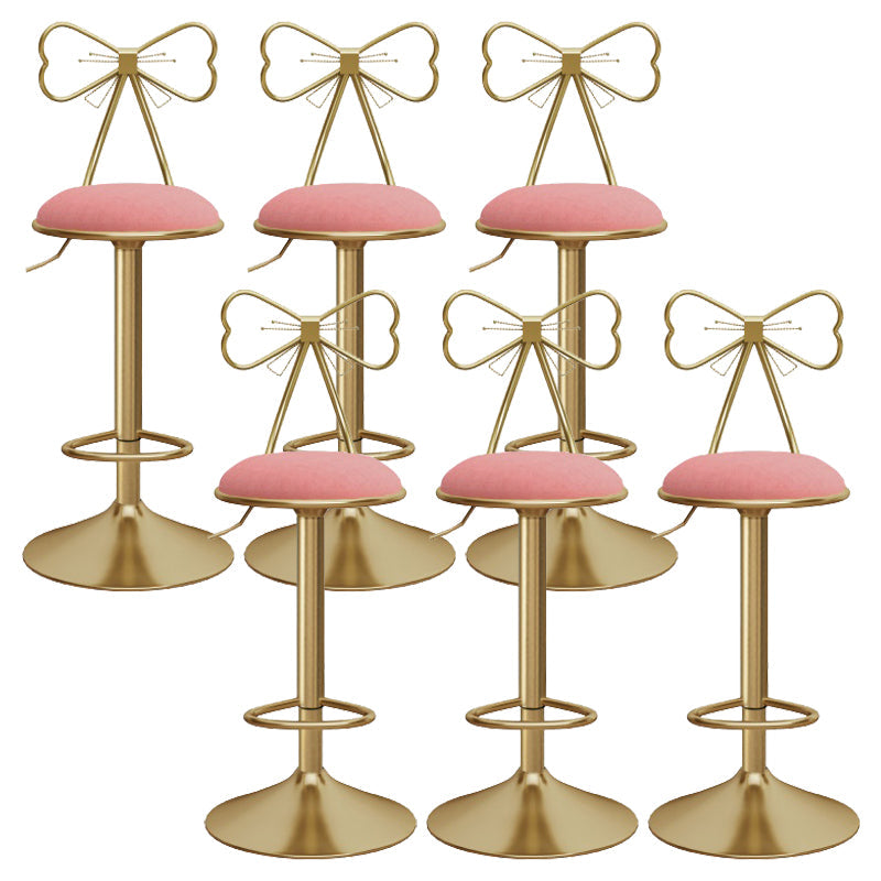 布張りのバースツール調整可能な高さスカンジナビアのカウンターハイトスツール