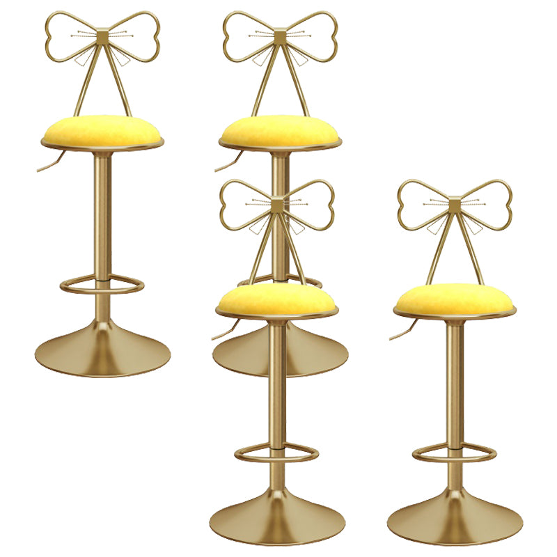 布張りのバースツール調整可能な高さスカンジナビアのカウンターハイトスツール