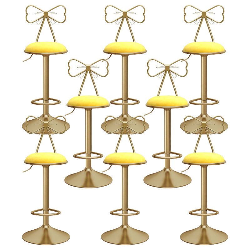 布張りのバースツール調整可能な高さスカンジナビアのカウンターハイトスツール