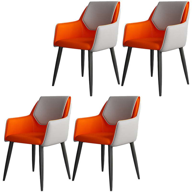 Silla de comedor de cuero moderno de cuero con patas con patas de acero en acabado mate para casa