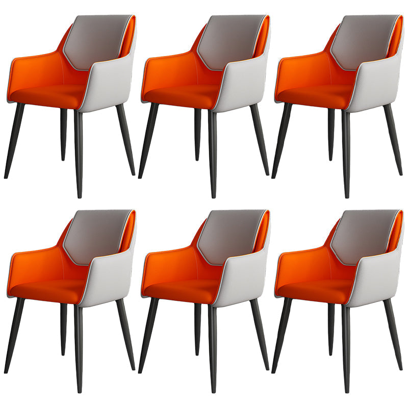 Silla de comedor de cuero moderno de cuero con patas con patas de acero en acabado mate para casa