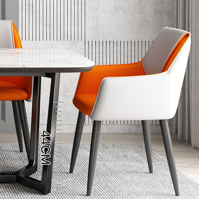 Silla de comedor de cuero moderno de cuero con patas con patas de acero en acabado mate para casa