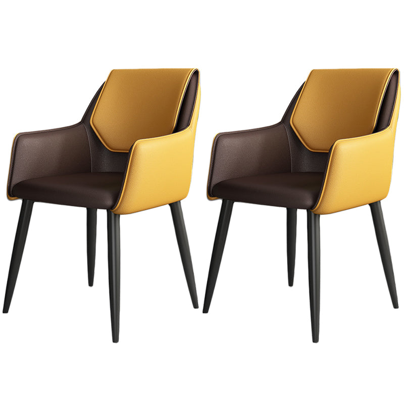 Silla de comedor de cuero moderno de cuero con patas con patas de acero en acabado mate para casa