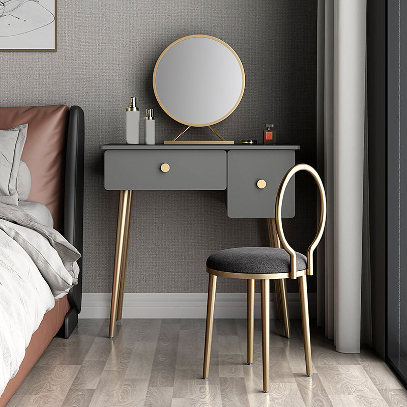 Vanity di trucco in legno/metallo glam con cassetto in grigio per camera da letto